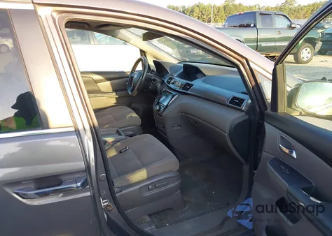 2016 Honda Odyssey Se z USA, uszkodzony, nr VIN 5FNRL5H3XGB090117